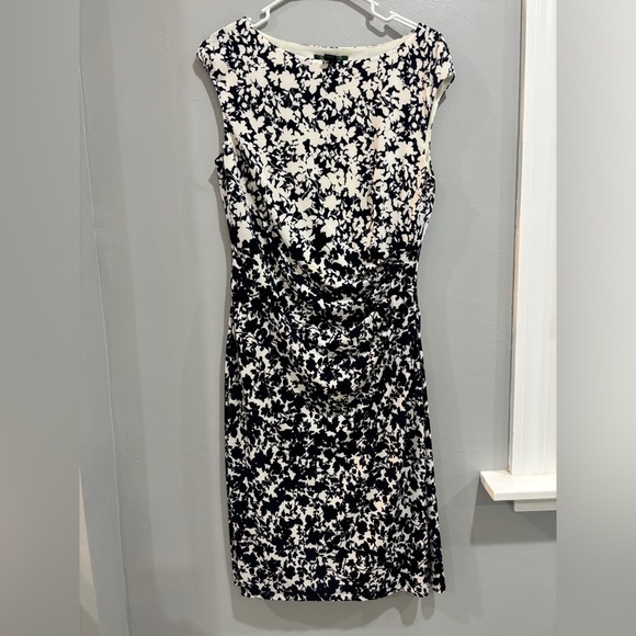Lauren Ralph Lauren Floral Navy Ivory Ruched Sheath Short Sleeve Dress Size 12 - Picture 1 of 10